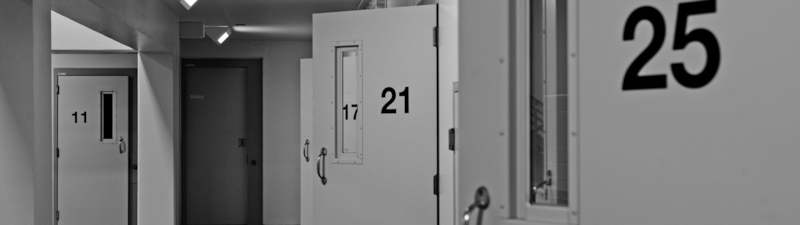 Inngang til fengselsceller